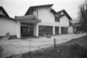 Albschule für geistig Behinderte am Scheibenhardter Weg 23. Einweihung des Erweiterungsbaus
