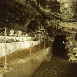 Grünhain-Waschleithe, Am Fürstenberg 6. Schaubergwerk "Herkules-Frisch-Glück" Waschleithe. Kleiner Marmorsaal