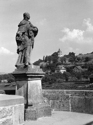 Heiliger Nepomuk : Heiliger Nepomuk. Stein (1720). Schöntal (Hohenlohekreis), Jagstbrücke