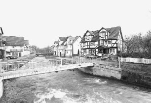 Wohnhaus; Kaufungen, An der Losse 11