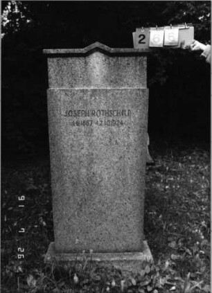 Grabstein 266 [Hahn S. 93 Grab-Nr. 439]