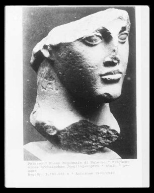 Fragment eines archaischen Jünglingskopfes