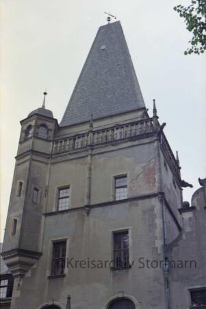 Gut: Schloßstraße 10: Herrenhaus [auch Schloss Tremsbüttel]: Blick von Westen: Teilansicht: Turm