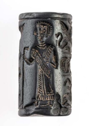 Rollsiegel mit Darstellung von zwei bartlosen Beterfiguren