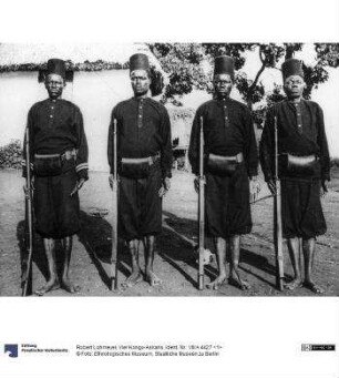 Vier Kongo-Askaris