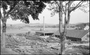 Bräunlingen: kleines Sägewerk, Holzlagerplatz des Sägewerks Scherzinger, von oben