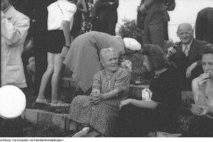 Dresden, Neustadt, Bärnsdorfer Straße, 1. Sportfest, Bühlau, 1. Schwimmfest des Kommunalen Sportes, 5.August 1945
