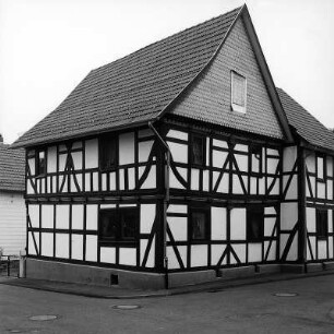 Wehretal, Steinweg 34