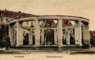 Postkartenalbum mit Motiven von Karlsruhe. "Karlsruhe. Stephansbrunnen". Stephansbrunnen auf dem Stephansplatz