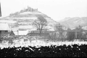 Staufen: Staufener Burg im Schnee