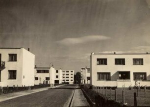 Eröffnung der Dammerstocksiedlung. Durchgangsstraße
