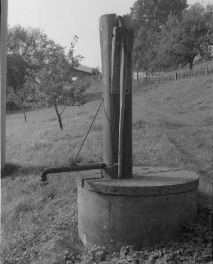 Eschdorf, Kr. Dresden, Handschwengelpumpe