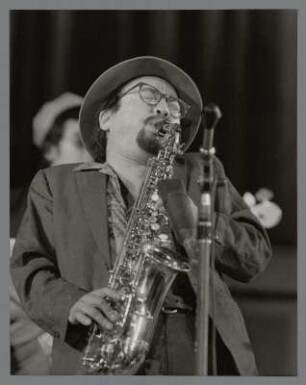 Kazutoki Umezu : Portrait des Saxophonisten Kazutoki Umezu bei der Jazzbühne Berlin im Friedrichstadt-Palast Berlin