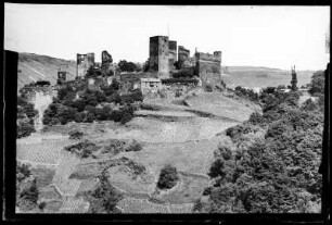 Oberwesel am Rhein. Blick auf die Schönburg