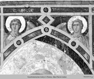 Madonna zwischen den Heiligen Johannes der Täufer und Franziskus - Altarbild: Maria m. Kind, den hl. Johannes d. T., Franziskus und Zwickelengeln