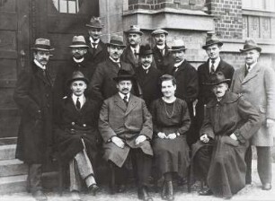 Teilnehmer eines Chefkursus der Deutschen Photohändlerschule