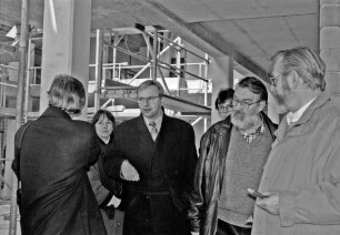 Tagung der Stormarner Archivarinnen und Archivare am 20. März 1996 in Bad Oldesloe: Besichtigung des Rohbaues Mommsenstraße 14