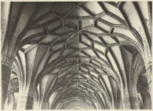 Leipzig, Paulinerkirche. Gewölbe : Leipzig, Paulinerkirche (1240 geweiht, nach 1485 erweitert, Chor 1519-1521, Umbau 1710-1712, 1897-1899; A. Roßbach). Gewölbe von der Orgelempore aus gesehen