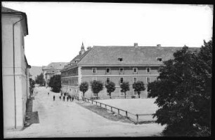 Theresienstadt. Kavalleriekaserne und Militärschwimmschule