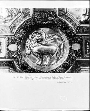 Der Hochaltar des Aachener Münsters — Pala d'Oro Ottos III. — Evangelistensymbol: Löwe