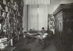 Dresden, Ständehaus am Schloßplatz. Landesamt für Volkskunde und Denkmalpflege (heute Landesamt für Denkmalpflege in Sachsen). Bibliothek