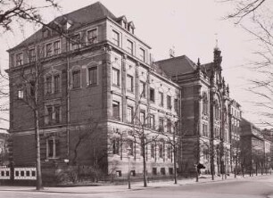 Oberrealschule Johannstadt : Dresden-Johannstadt, Marschnerstraße 18, Oberrealschule Johannstadt, Straßenansicht von Nordwesten