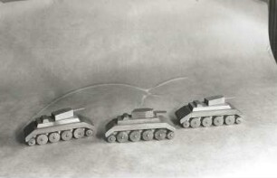 Spielzeugpanzer