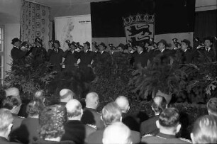 Freiburg: Regierungspräsidium; Verabschiedung Forstpräsident Leonhard; Waldhorn Bläserchor