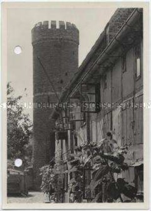 Pyritz, Häuser an der Stadtmauer, Eisturm