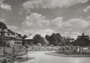 Schloss Pillnitz, Hofseite, Ansicht von Bergpalais und Neuem Palais, um 1930