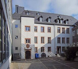 Kronberger Hof (Ursulinenschule); Geisenheim, Rüdesheimer Straße 30