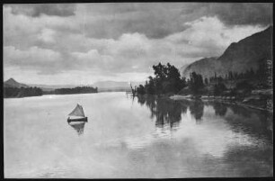 Oregon. Evening on the Columbia River near The Dalles