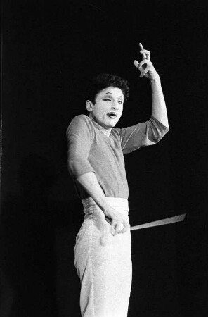 Pantomimenabend mit Samy Molcho : Pantomimenabend mit Samy Molcho. Berlin, 11.03.1961 (Beginn seiner Europa-Karriere)