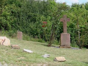 Grenzstein und Wegekreuz; Eltville, Albus