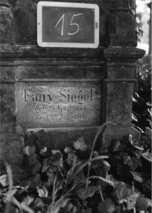Grabstein 15A