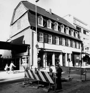 Ehem. Gasthaus ''Zur Rose''; Bad Vilbel, Frankfurter Straße 30