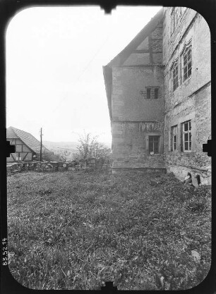 Breitungen-Herrenbreitungen. Schloss (1554/1563). Ostflügel ("Fürstliches Residenzhaus"). Teilansicht