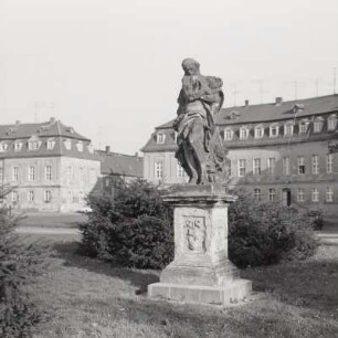 Allegorie des Winters aus dem Schlosspark Pretzsch
