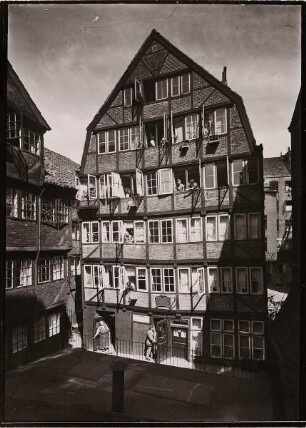 Johannes Brahms Geburtshaus, im Hof, Speckstraße 60, Hamburg