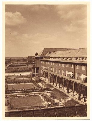 Marktplatz, Hindenburg: Gärten des Kamillianer-Ordens am Marktplatz