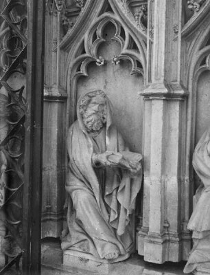 Grabmal des Erzbischofs Friedrich von Saarwerden — Apostel