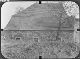Kreischa-Zscheckwitz. Gut Zscheckwitz. Wirtschaftsgebäude. Feldseite