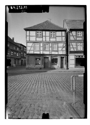 Grabow, Marktstraße 13. Wohnhaus mit Laden (18. Jh.). Straßenfront