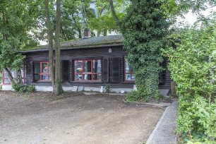 Wohnhaus; Darmstadt, Frankfurter Straße 2A
