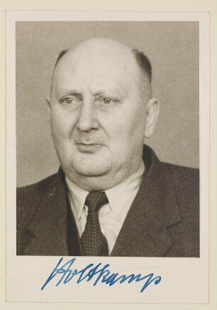Holtkamp, kaufmännischer Angestellter