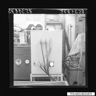 "Handschuh-Automat" M19400, Teilansicht 7, Foto 1985