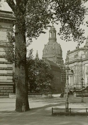 Dresden, Frauenkirche : Dresden-Altstadt. Blick von der Brühlschen Terrasse auf die Frauenkirche