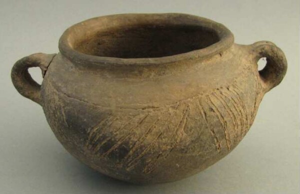 Clay vessel