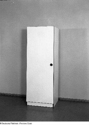 Eintüriger Wäscheschrank