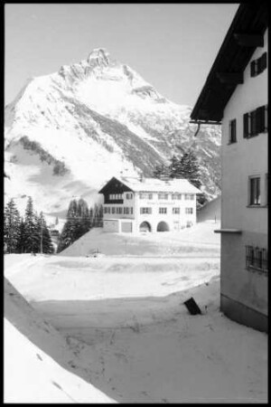 Warth: Schule und Gemeinderat